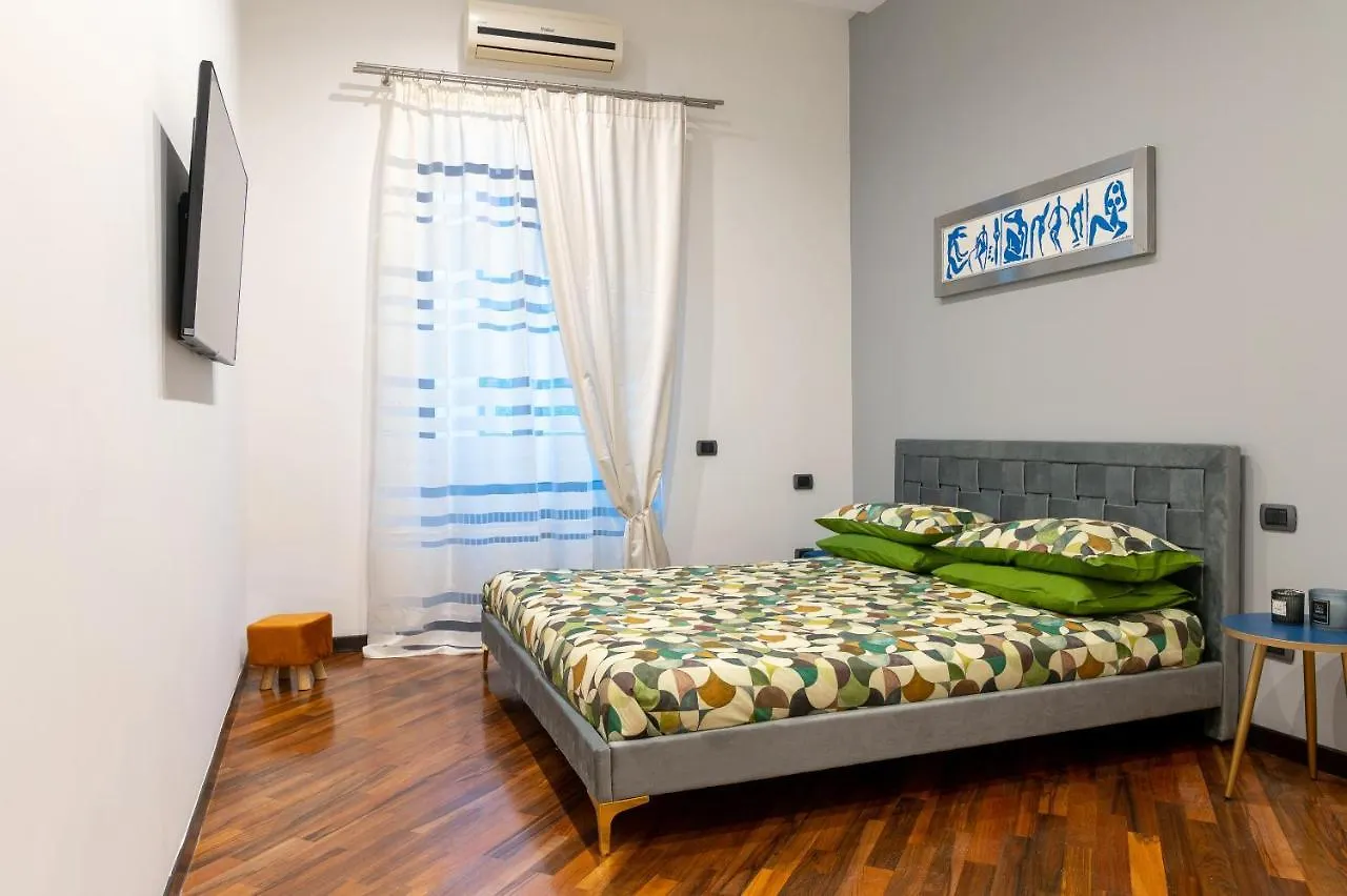 فندق مبيت وإفطار نابولي Roomito Apartments