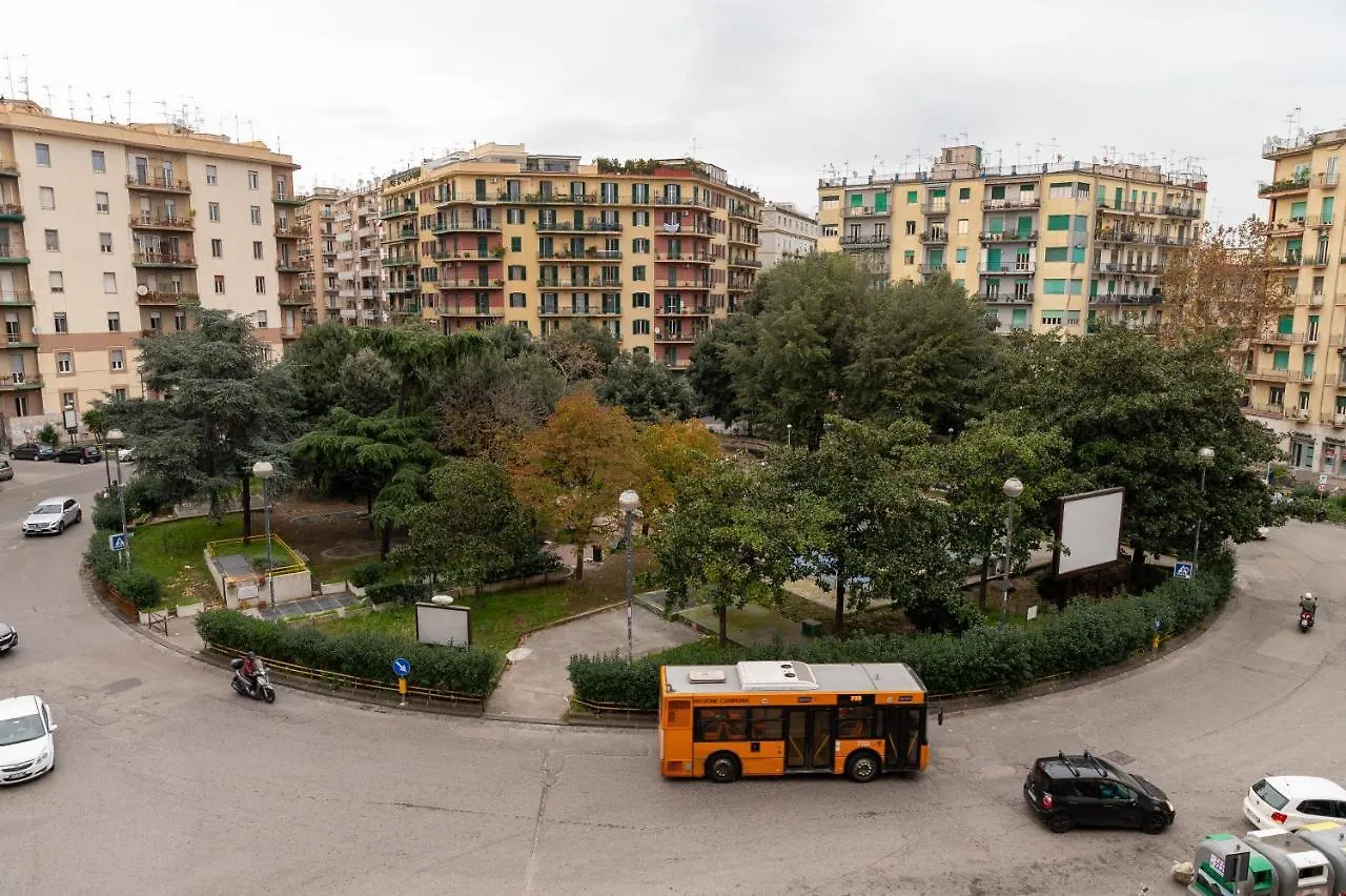 فندق مبيت وإفطار نابولي Roomito Apartments إيطاليا