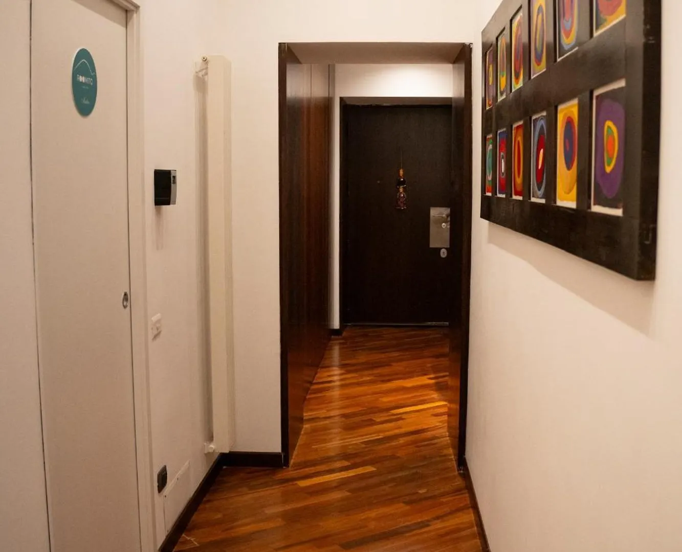 نابولي Roomito Apartments فندق مبيت وإفطار