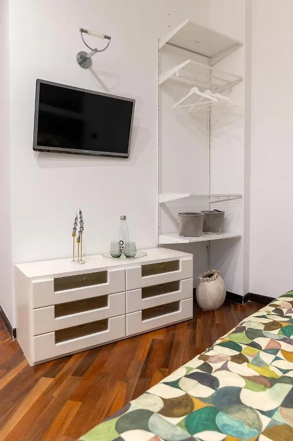 Bed & Breakfast Roomito Apartments Naples Italy