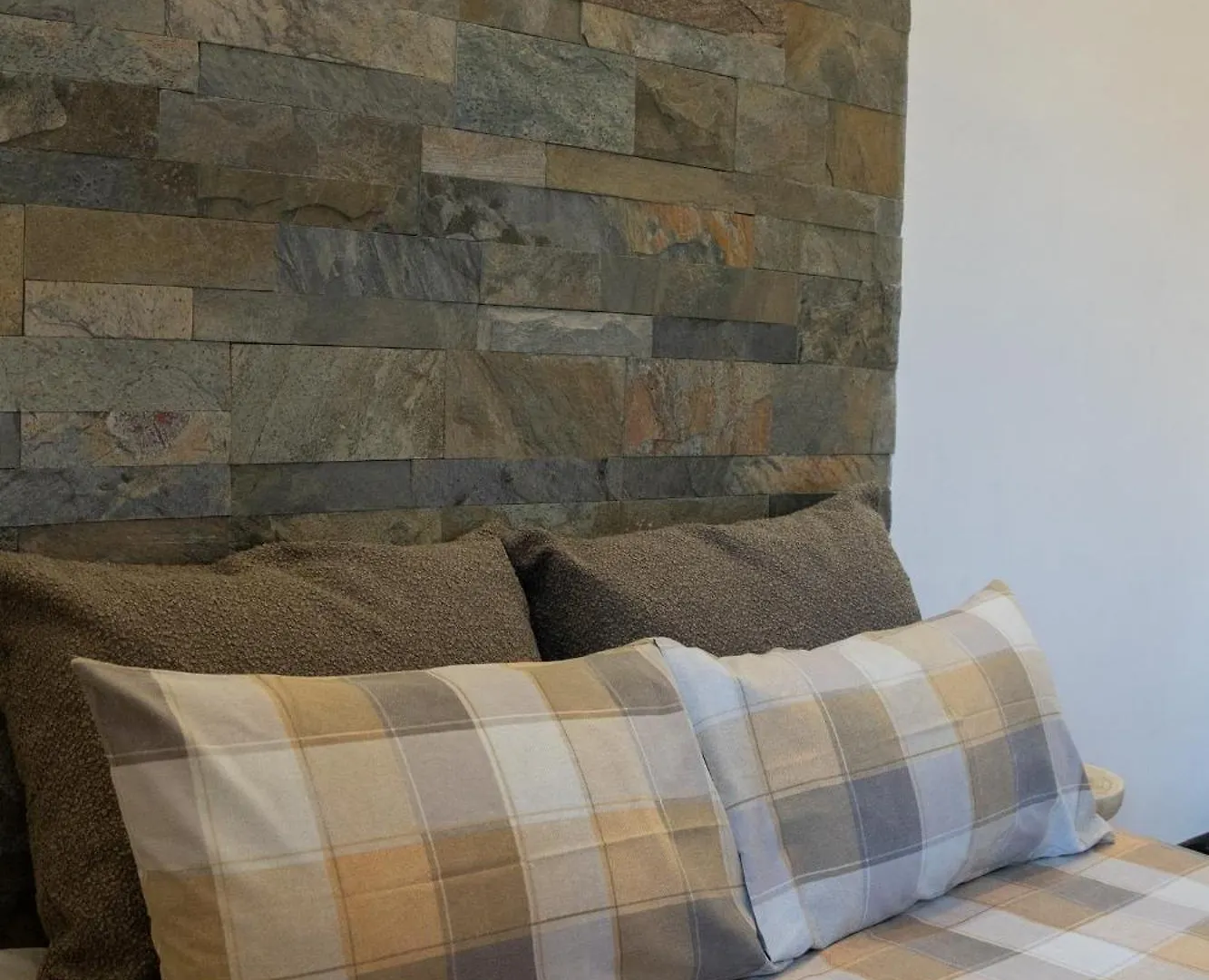 Bed & Breakfast Roomito Apartments Naples Italy